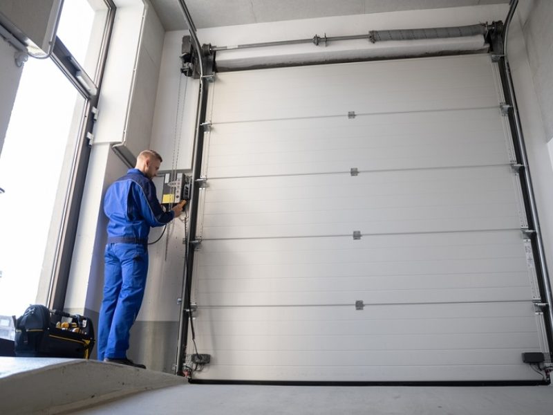 commercial-overhead-garage-door-repair-service-Vancouver